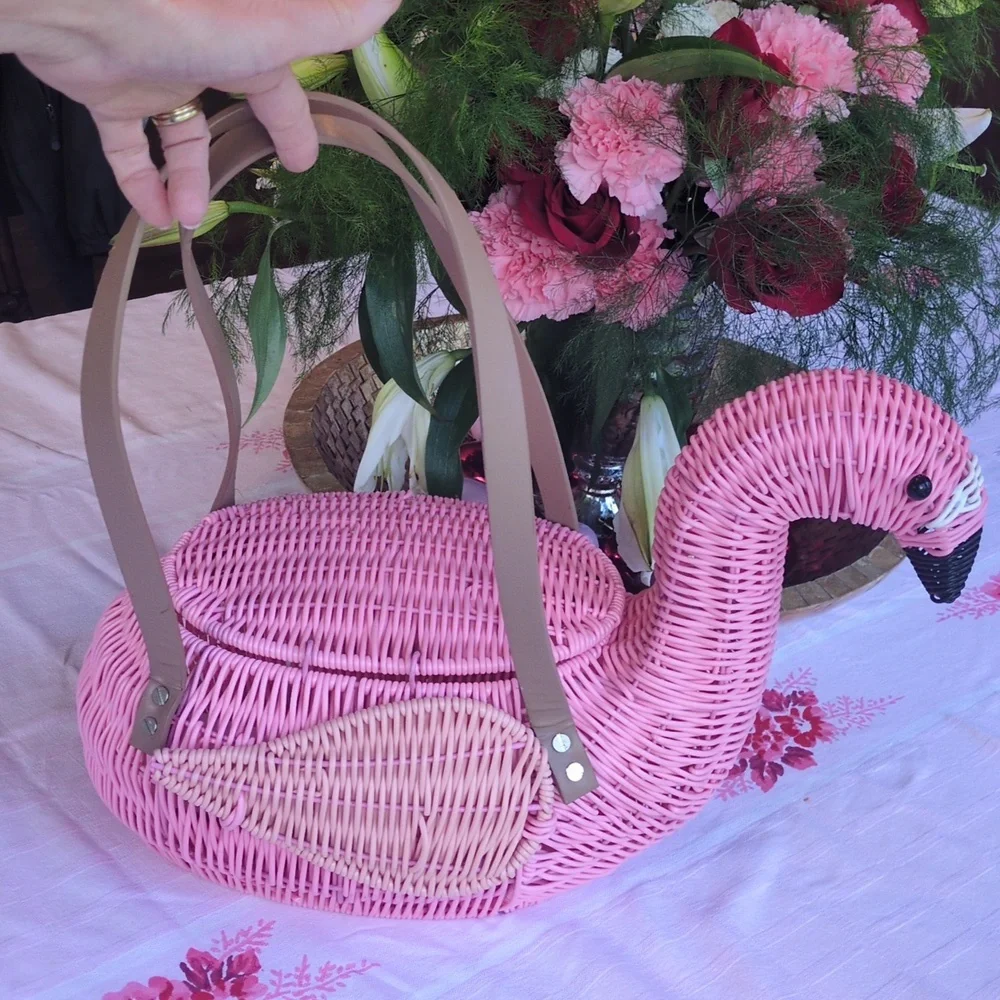 NWOT Pink Flamingo Wicker Purse Bag Basket - Picture 2 of 13
